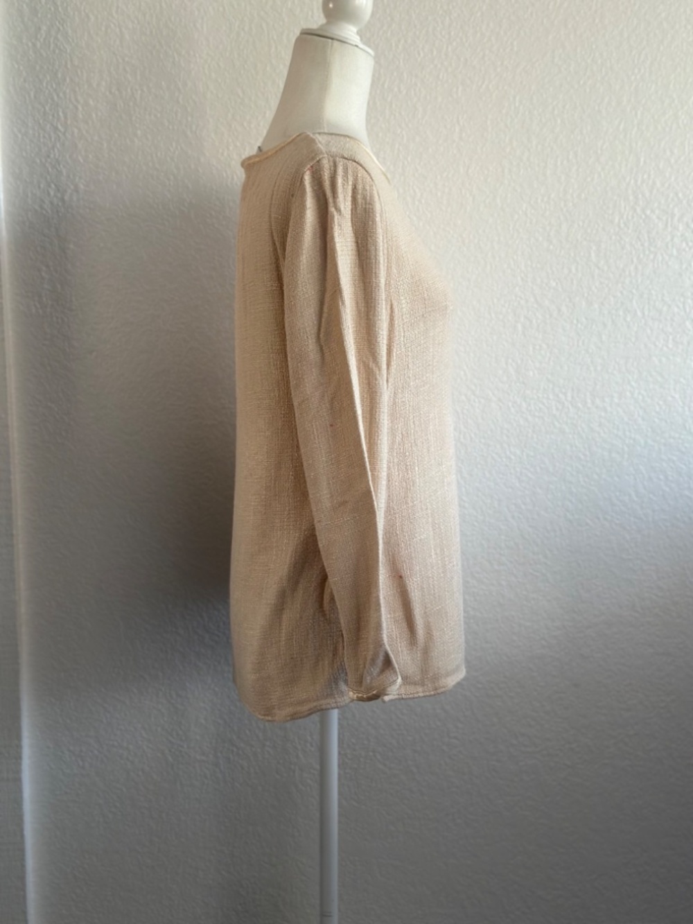 Softwear by Mark Singer Beige Textured Rayon Blouse Small Long Sleeve Minimalist - Picture 4 of 13